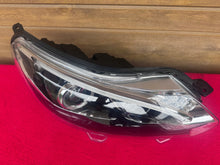 Laden Sie das Bild in den Galerie-Viewer, Frontscheinwerfer Toyota Proace 9808237480-00 Xenon Rechts Headlight SCH7577588969ur