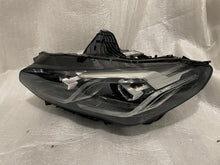 Laden Sie das Bild in den Galerie-Viewer, Frontscheinwerfer BMW 2 Active Tourer U06 5A42247-05 LED Rechts oder Links SCH9170326223hq