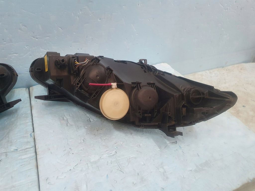 Frontscheinwerfer Mercedes-Benz W169 A1698200261 Ein Stück (Rechts oder Links)