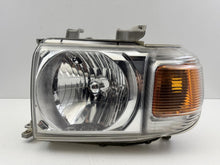 Laden Sie das Bild in den Galerie-Viewer, Frontscheinwerfer Toyota Land Cruiser NEBR1 Links Scheinwerfer Headlight SCH7638813699mk