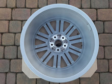Laden Sie das Bild in den Galerie-Viewer, 1x Alufelge 18 Zoll 8.0" 5x112 31ET 8W0601025EE Audi A5 Rim Wheel FEL4201000029bf