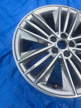 Load image into Gallery viewer, 1x Alufelge 18 Zoll 8.0" 5x108 55ET Glanz Silber JX7JC1B Ford Mondeo Rim Wheel FEL8043535368ep