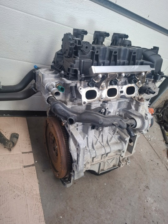 Motor Peugeot 208 II HM05 1.2 VTI 58TKm Benzin Engine Unkomplett MOT9308874341uz