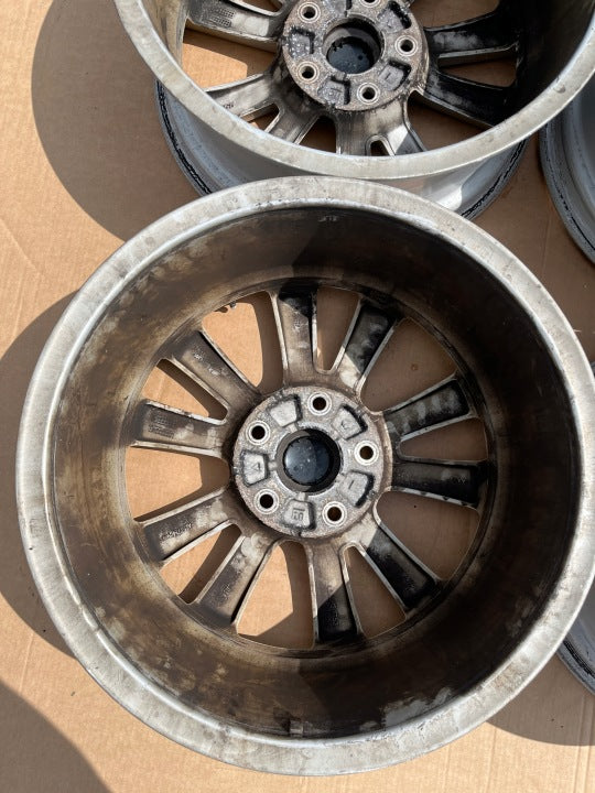4x Alufelge 18 Zoll 8.0" 5x112 53ET Silber 7P6601025C VW Touareg Rim Wheel FEL8436653355so