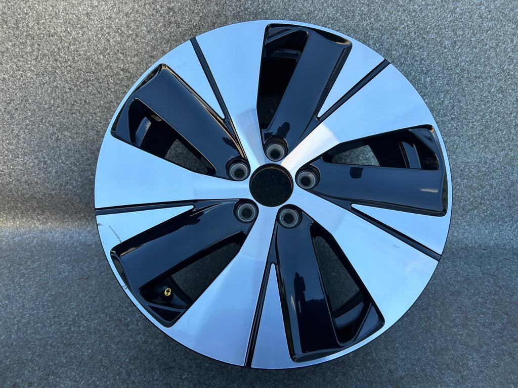 1x Alufelge 18 Zoll 7.5" 5x108 31680403 Volvo Xc60 I Rim Wheel FEL1686947799cs