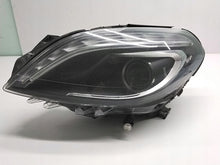 Laden Sie das Bild in den Galerie-Viewer, Frontscheinwerfer Mercedes-Benz W246 W242 A2468207161 Links Headlight SCH2316749919on