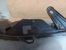 Laden Sie das Bild in den Galerie-Viewer, Frontscheinwerfer Toyota Avensis LED Ein Stück (Rechts oder Links) Headlight SCH2760565023yz