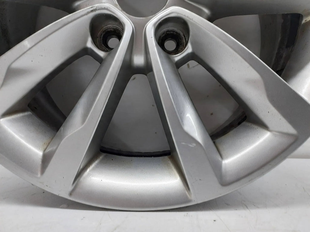 1x Alufelge 17 Zoll 7.5" 5x114.3 46ET Glanz Silber 52910-3Z710 Hyundai I30 I40