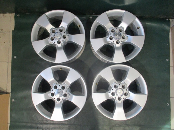 4x Alufelge 17 Zoll 7.5" 5x112 47 5ET Glanz Silber A2044013602 Mercedes-Benz FEL6314824017mu