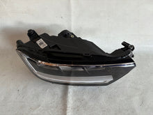 Laden Sie das Bild in den Galerie-Viewer, Frontscheinwerfer VW T-Roc 2GA941006F LED Rechts Scheinwerfer Headlight SCH4880530130wz