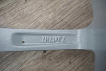 Laden Sie das Bild in den Galerie-Viewer, 1x Alufelge 17 Zoll 7.0" 5x110 41ET 156084654 Alfa Romeo Rim Wheel FEL4779325260ll