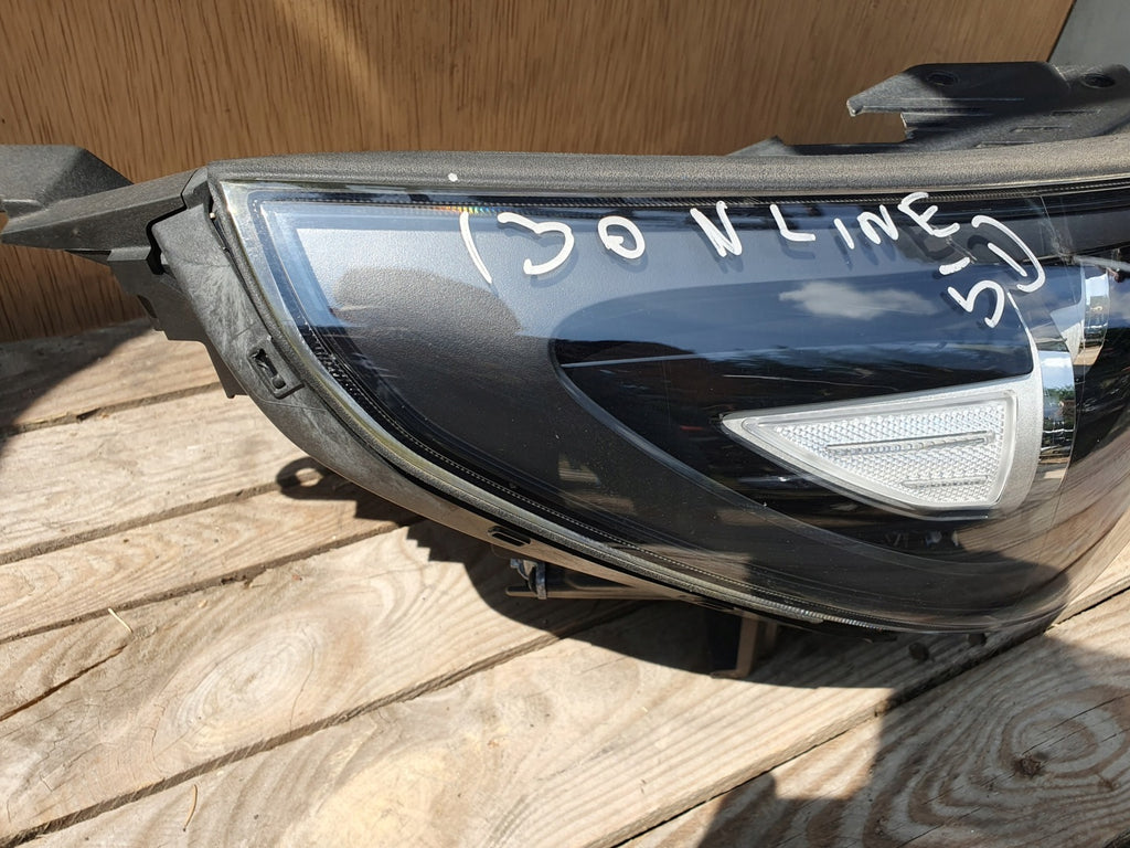 Frontscheinwerfer Hyundai I30 III G4921-22040 Rechts Scheinwerfer Headlight SCH9581186009yw