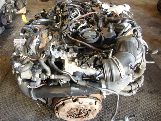 Motor Seat Skoda VW Leon Octavia III CLH 1.6 TDI 83TKm 2014 Diesel Unkomplett