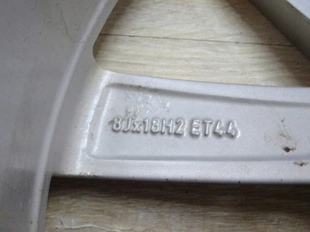 1x Alufelge 18 Zoll 8.0" 5x112 44ET Glanz Silber 3V0601025J Skoda Superb Iii FEL6099293647xc