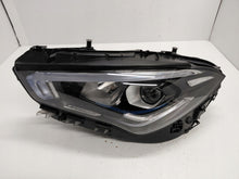 Laden Sie das Bild in den Galerie-Viewer, Frontscheinwerfer Mercedes-Benz Cla A1189062500 Full LED Links Headlight SCH7846510770ay