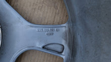 Laden Sie das Bild in den Galerie-Viewer, 1x Alufelge 18 Zoll 7.5" 5x112 51ET Audi A3 Rim Wheel FEL8551379827gm