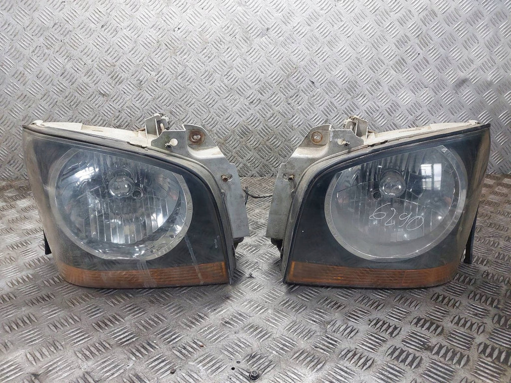 Frontscheinwerfer Kia Bongo 0K6B051020 Ein Stück (Rechts oder Links) Headlight