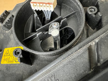 Laden Sie das Bild in den Galerie-Viewer, Frontscheinwerfer BMW 3 G20 9500915-01 LED Ein Stück (Rechts oder Links) SCH9529555408gh