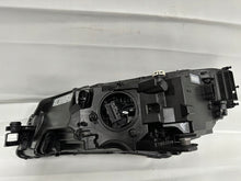 Laden Sie das Bild in den Galerie-Viewer, Frontscheinwerfer Skoda Superb III 3V1941016D Full LED Rechts Headlight
