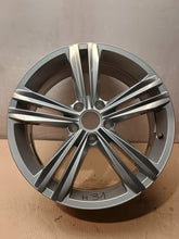 Laden Sie das Bild in den Galerie-Viewer, 1x Alufelge 18 Zoll 8.0" 5x112 43ET Glanz Graphit 5NA601025N VW Tiguan Rim Wheel FEL4906096931ef
