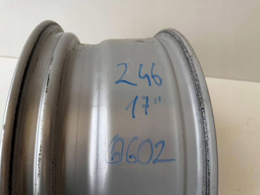 1x Alufelge 17 Zoll 2464010602 Mercedes-Benz W246 W242 Rim Wheel FEL7420515220bx