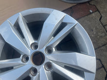 Load image into Gallery viewer, 1x Alufelge 15 Zoll 5.5" 5x100 2G0601025AN VW Polo Rim Wheel FEL3707578816if