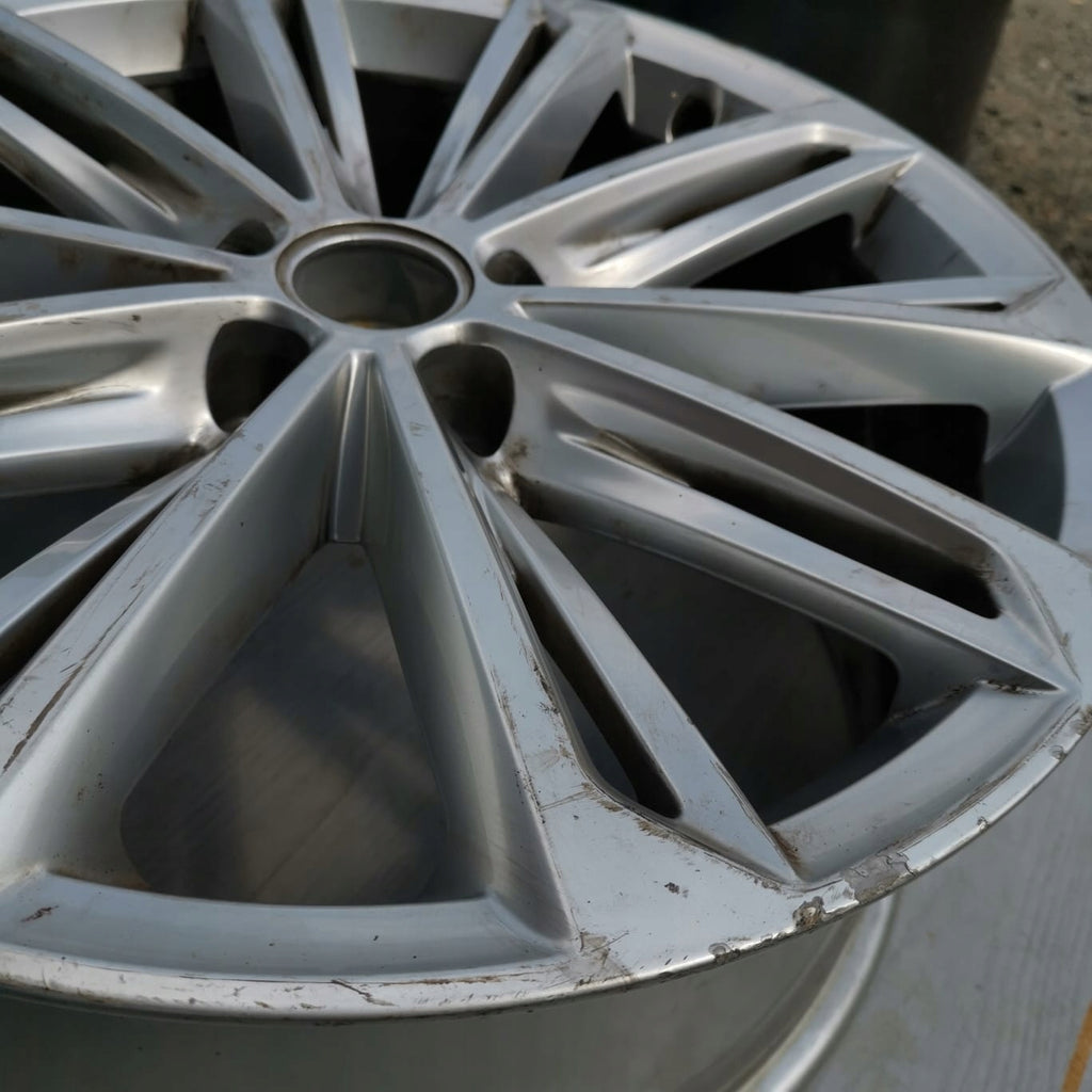 1x Alufelge 19 Zoll 8.0" 5x112 44ET Glanz Silber 3G0601025R VW Passat B8 FEL3811199633kw