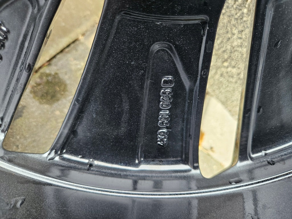 1x Alufelge 18 Zoll 8.0" 5x112 39ET Glanz Grau 4K0601025 Audi A6 Mg Rim Wheel FEL9654708639we