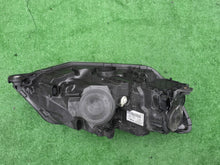 Laden Sie das Bild in den Galerie-Viewer, Frontscheinwerfer Skoda Fabia III 6V1941015B Links Scheinwerfer Headlight SCH9243649426pn