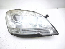Laden Sie das Bild in den Galerie-Viewer, Frontscheinwerfer Mercedes-Benz W164 A1648205961 Rechts Scheinwerfer Headlight SCH2861140844pt