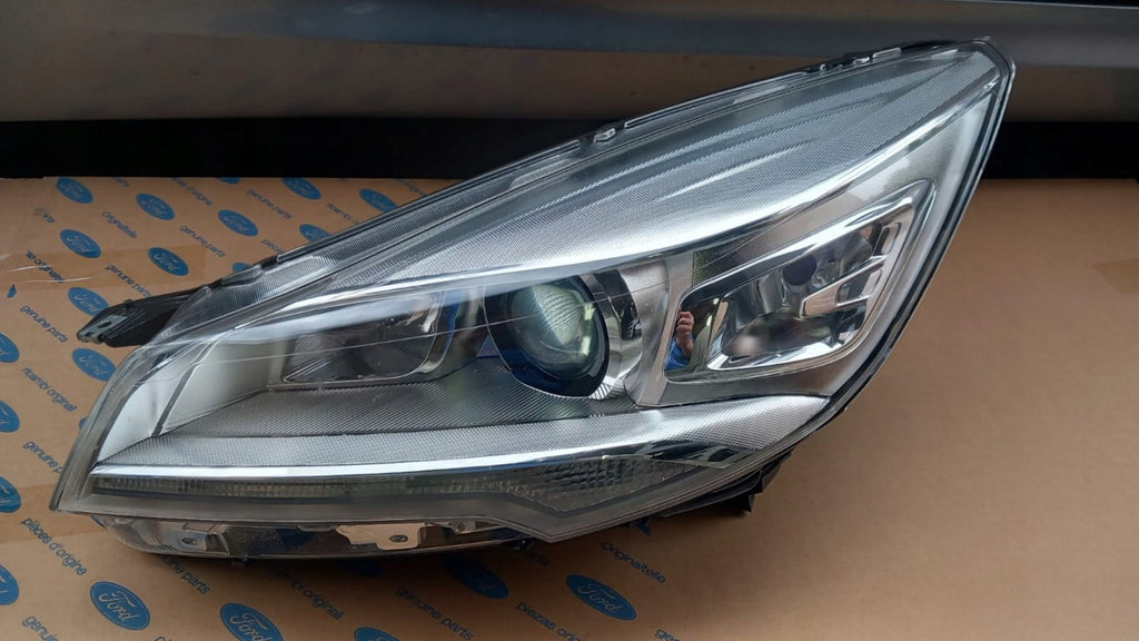 Frontscheinwerfer Ford Kuga CV44-13D155-AK Links Scheinwerfer Headlight SCH2451052165qz