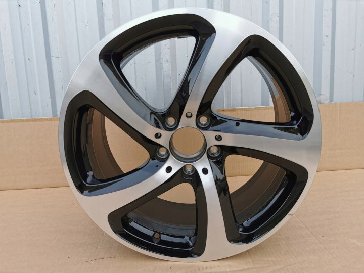 1x Alufelge 18 Zoll 8.0" 5x112 43ET Glanz Schwarz A2134013200 Mercedes-Benz W213 FEL9349203011oz