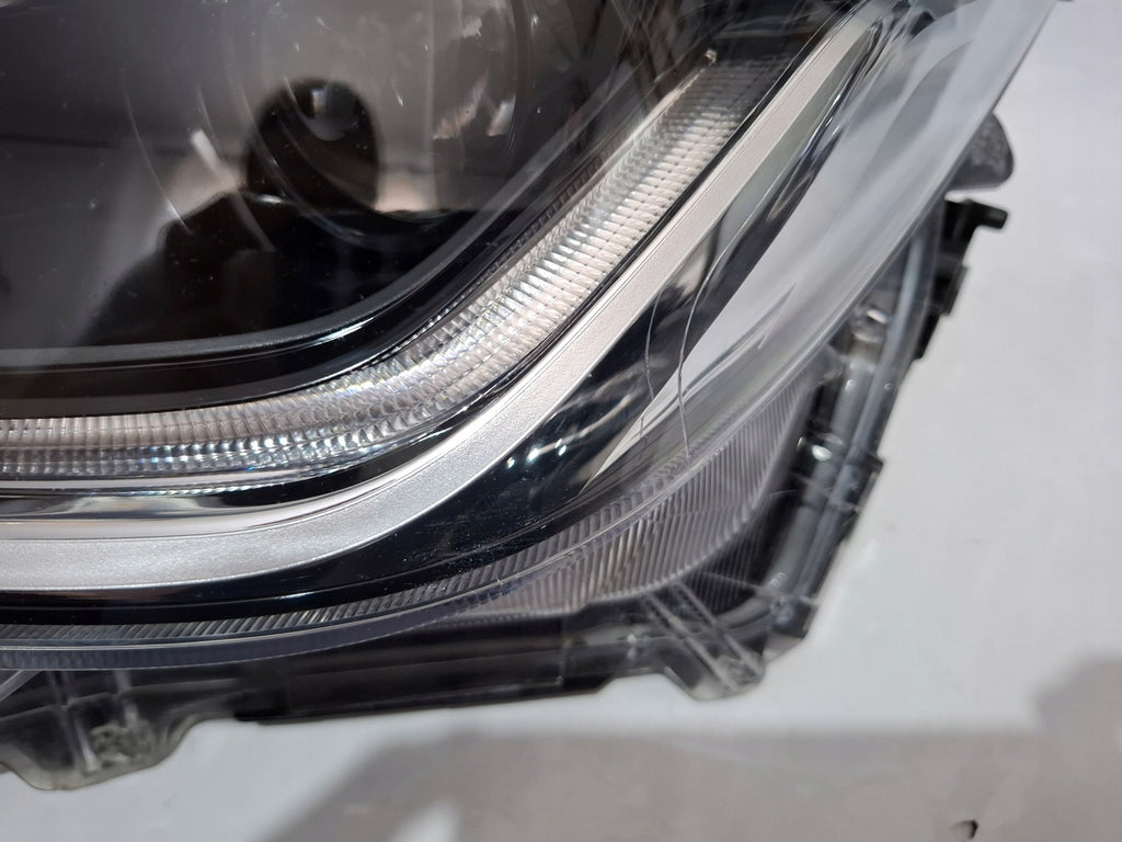 Frontscheinwerfer Toyota Corolla 81150-02T51-00 LED Rechts oder Links