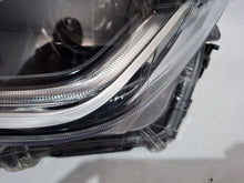 Load image into Gallery viewer, Frontscheinwerfer Toyota Corolla 81150-02T51-00 LED Rechts oder Links