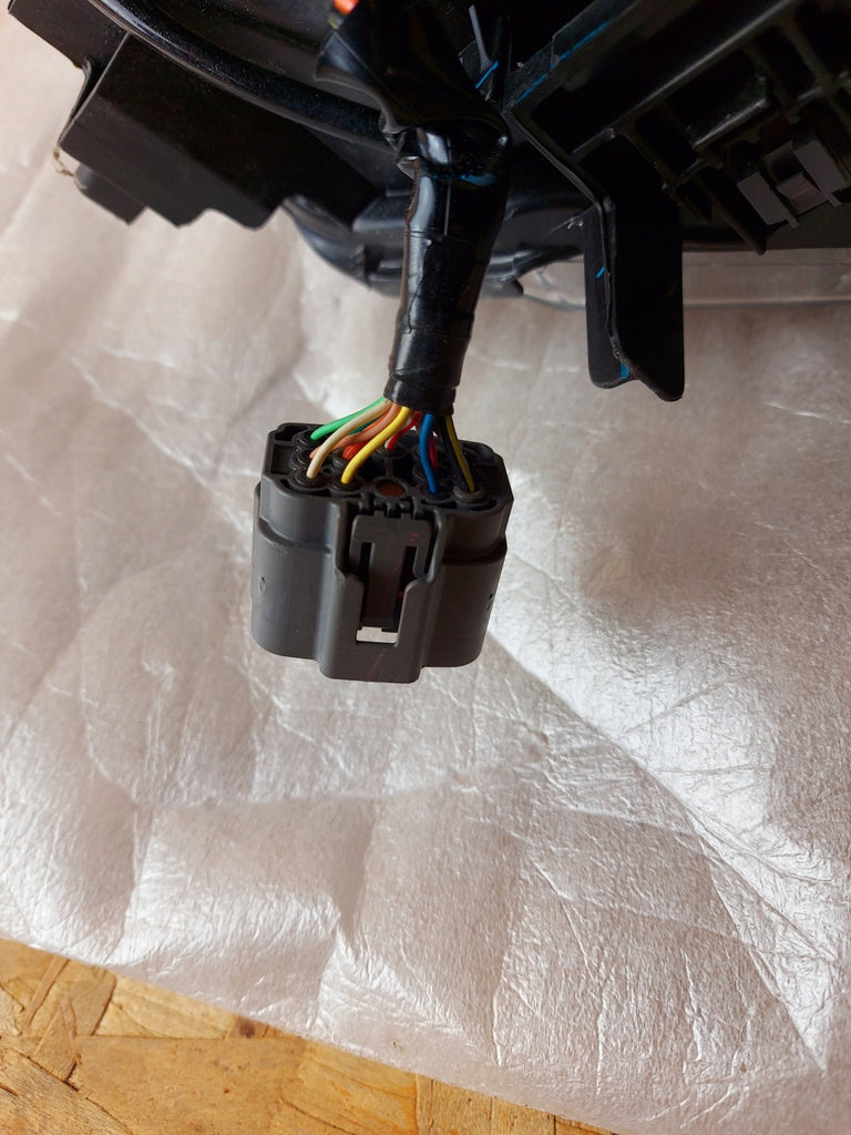 Frontscheinwerfer Mazda III D43N51040 LED Ein Stück (Rechts oder Links)