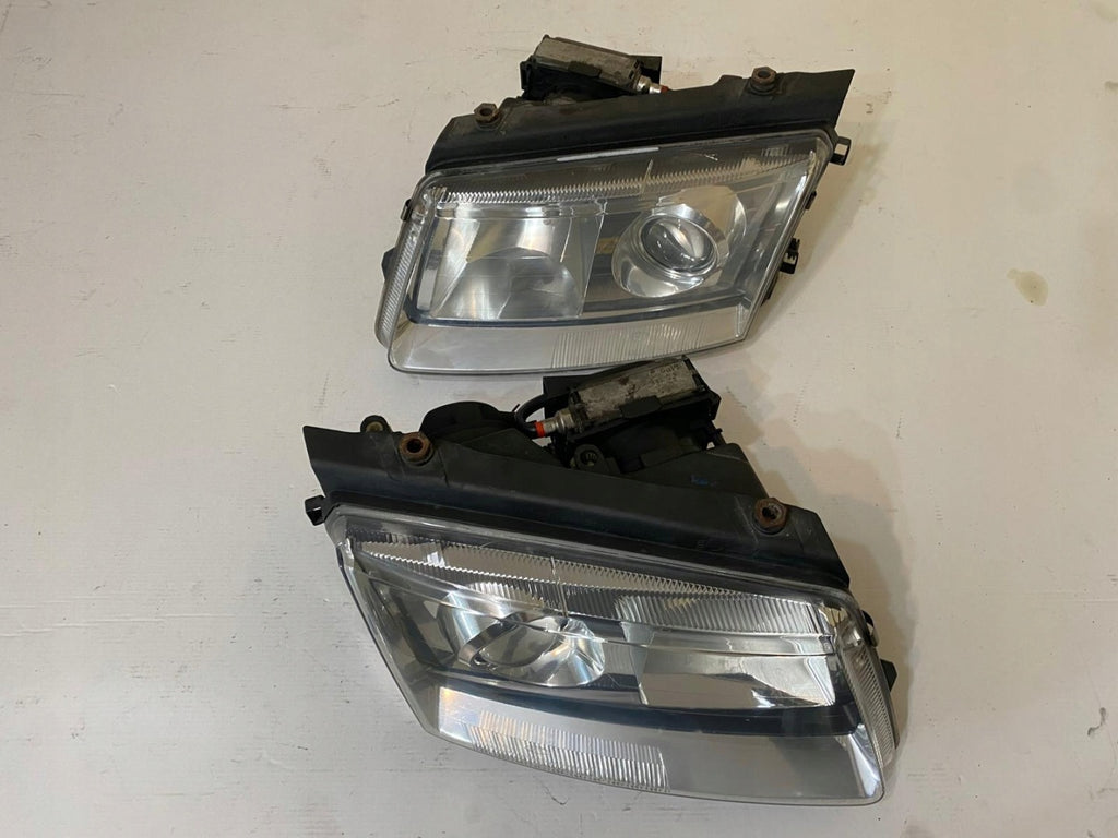 Frontscheinwerfer VW Passat Xenon Ein Satz Scheinwerfer Headlight SCH7827983979eh
