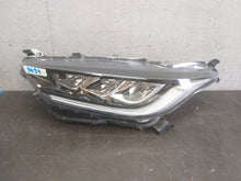 Load image into Gallery viewer, Frontscheinwerfer Toyota 4 Yaris Full LED Links Scheinwerfer Headlight