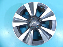 Laden Sie das Bild in den Galerie-Viewer, 1x Alufelge 17 Zoll 6.5&quot; 5x114.3 45ET Nissan Pulsar Rim Wheel