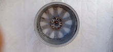 Load image into Gallery viewer, 1x Alufelge 17 Zoll 7.0" 5x112 39ET Glanz Silber 7N0601025C VW Sharan Rim Wheel FEL2241570877ef