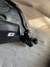 Load image into Gallery viewer, Frontscheinwerfer Seat Leon 5F1941007A Full LED Ein Stück (Rechts oder Links)