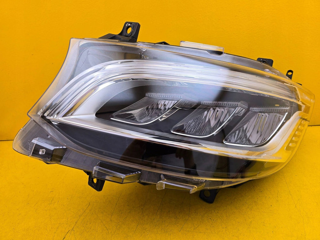 Frontscheinwerfer Mercedes-Benz Sprinter A9109067100 LED Links Headlight SCH7185508960ns