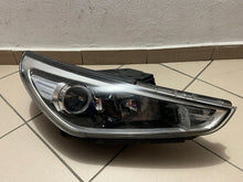 Load image into Gallery viewer, Frontscheinwerfer Hyundai I30 III LED Rechts Scheinwerfer Headlight