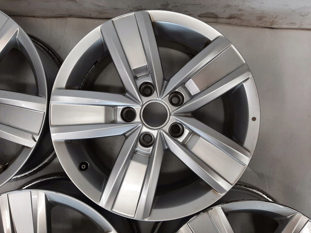 4x Alufelge 17 Zoll 7.0" 5x120 55ET Glanz Silber 7E0601025 VW Multivan Rim Wheel FEL9750489747zd