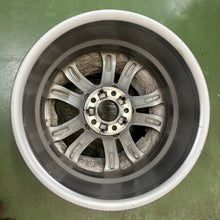 Load image into Gallery viewer, 1x Alufelge 17 Zoll 7.0&quot; 5x112 48,5ET A2054010200 Mercedes-Benz W205 Rim Wheel