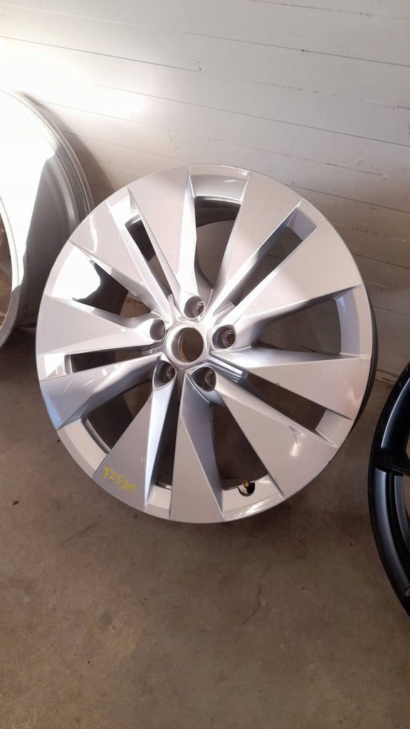 1x Alufelge 19 Zoll 5x112 5LA601025 Skoda Enyaq Rim Wheel FEL1088179907zy