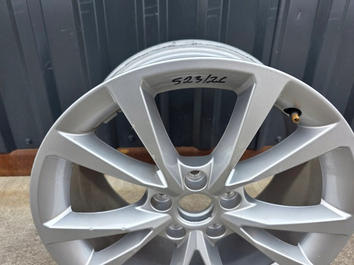1x Alufelge 17 Zoll 8.0" 5x112 46ET Glanz 8Y0601025CC Audi A3 I Rim Wheel FEL8914336849md