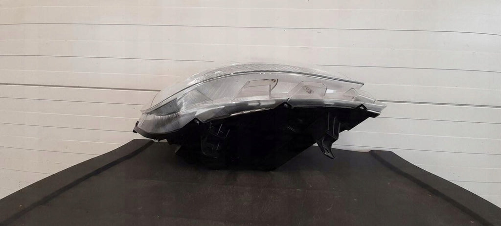 Frontscheinwerfer Mercedes-Benz Sprinter RKC12090 Vorderseite Headlight