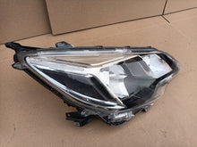 Laden Sie das Bild in den Galerie-Viewer, Frontscheinwerfer Mitsubishi Space W Star 8301D446 Rechts Scheinwerfer Headlight SCH6096027964fl