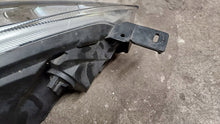 Laden Sie das Bild in den Galerie-Viewer, Frontscheinwerfer Ford Fiesta Links Scheinwerfer Headlight SCH9569722275vx