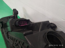 Load image into Gallery viewer, Frontscheinwerfer Skoda Superb III 3V1941016A Bi-Xenon Rechts Headlight